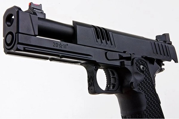 sung airsoft emg staccato xc 2011 vip grip mau den gia re viet nam