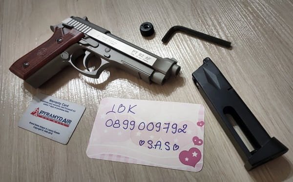 sung gas cybergun pt92 hairline mau bac gia re