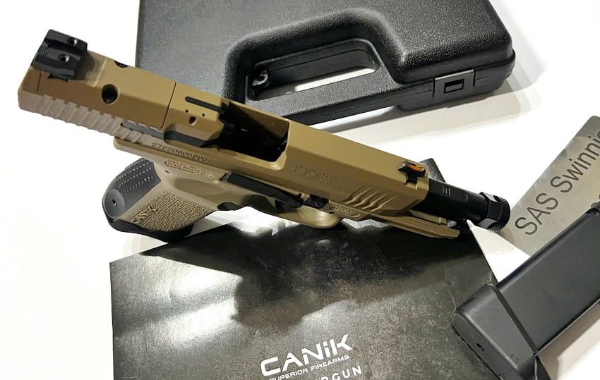 sung airsoft gas ban dan bi cybergun canik tp9 tan black mau tan den gia re ha noi