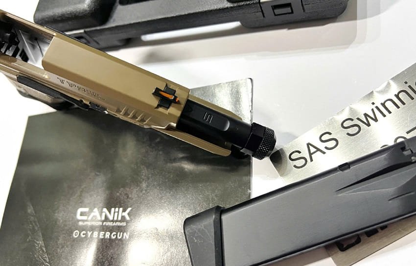 sung airsoft gas ban dan bi cybergun canik tp9 tan black mau tan den gia re tphcm